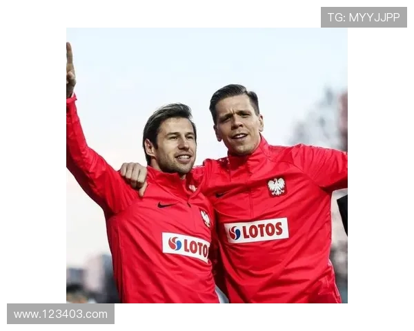 波媒:波兰足协将为什琴斯尼和克雷霍维亚克举行告别仪式 波媒:波兰足协将为什琴斯尼和克雷霍维亚克举行告别仪式